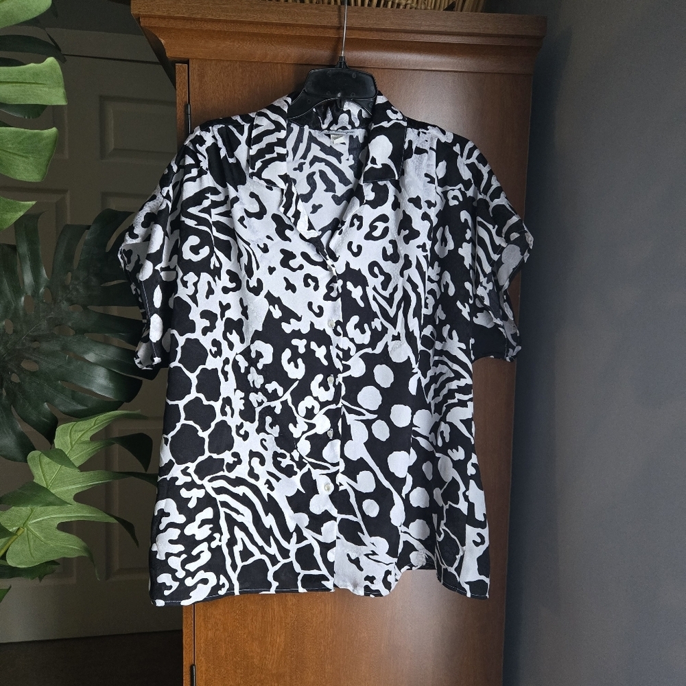 Vintage Jeri Marque button up blouse iridescent animal print abstract
